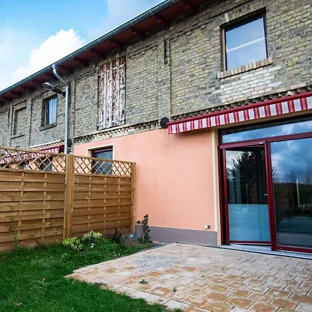 Ferienwohnung Fur Zwei Mit Terrasse Und Garten In Apartment *